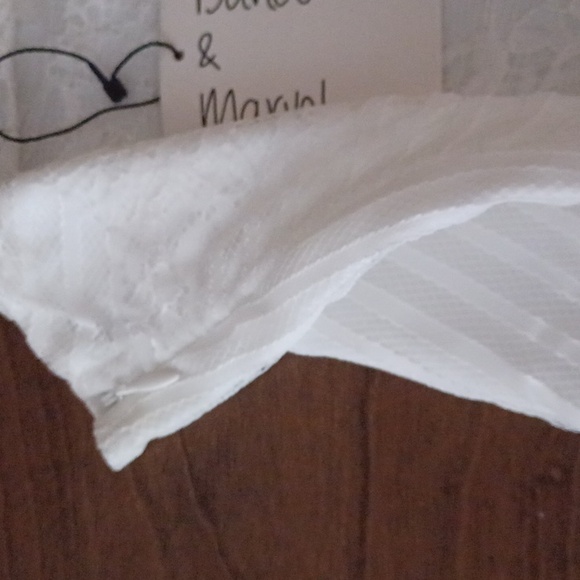 Lace skirt - Picture 3 of 4